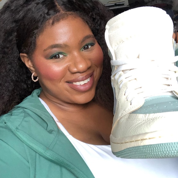 Meet your Posher, Ashaunai - Picture 13 of 17